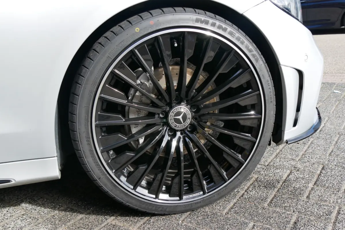 200 c43 AMG look. camera. stoelverwarming. leder