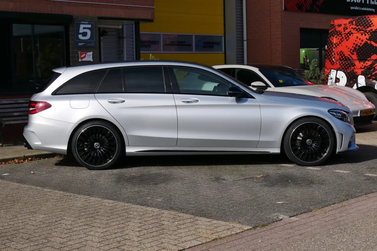 200 c43 AMG look. camera. stoelverwarming. leder