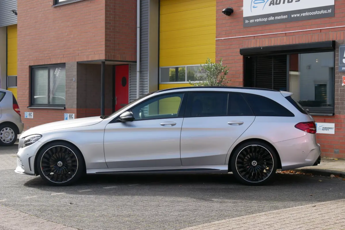 200 c43 AMG look. camera. stoelverwarming. leder