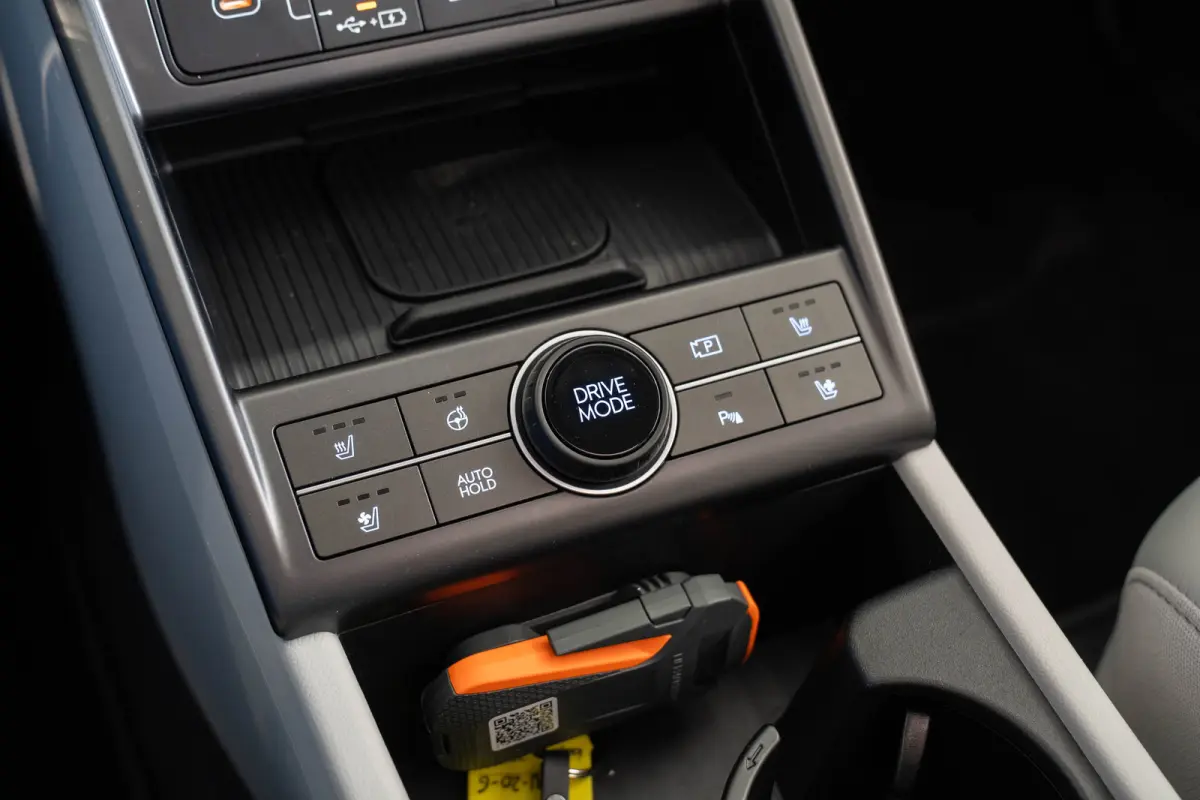1.6 GDI HEV Premium Sky | Schuif-Kanteldak | Stoel & Stuurverwarming | Bose Audio | Keyless | Navigatie | Climate Controle |