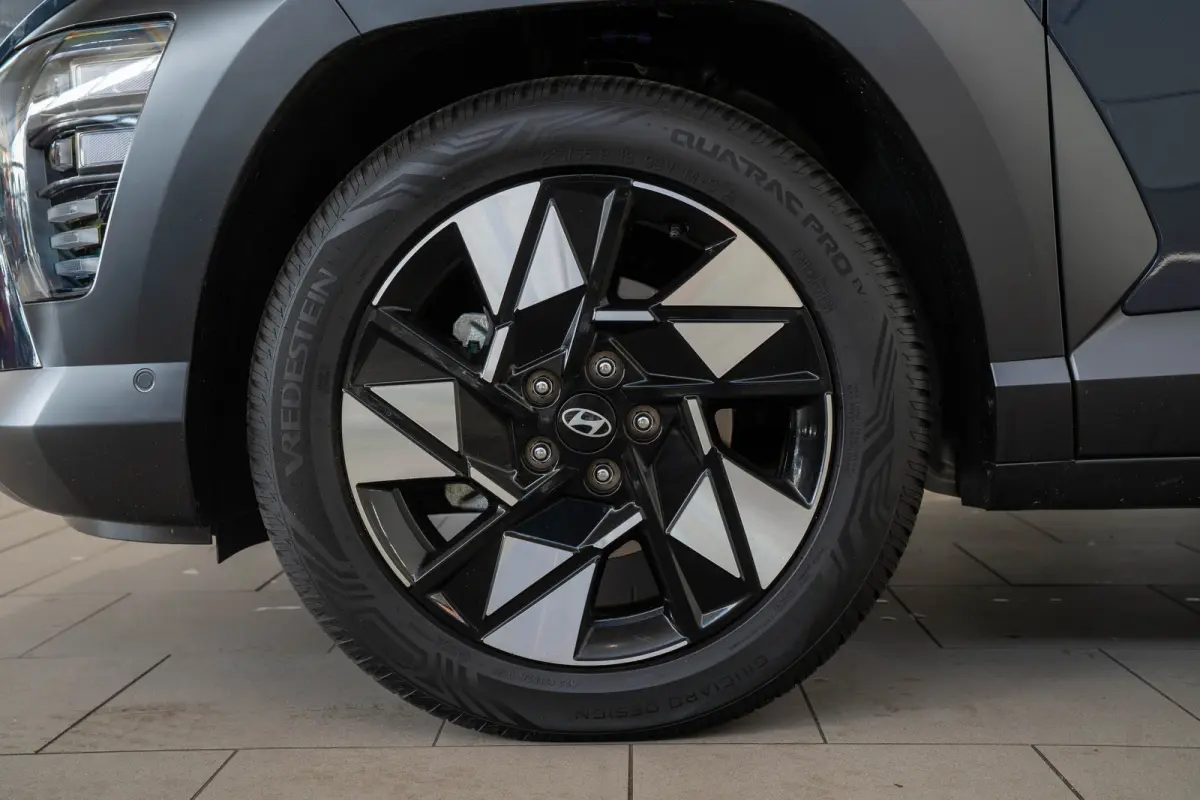 1.6 GDI HEV Premium Sky | Schuif-Kanteldak | Stoel & Stuurverwarming | Bose Audio | Keyless | Navigatie | Climate Controle |