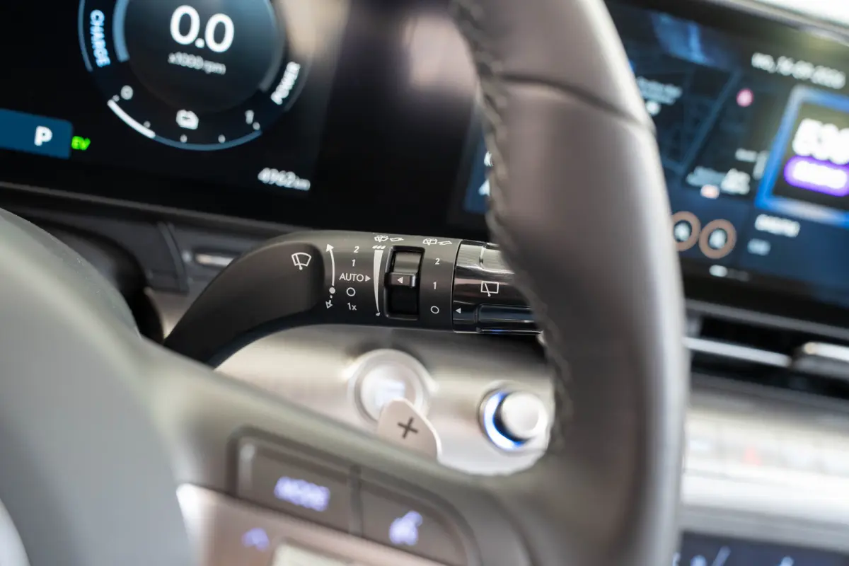 1.6 GDI HEV Premium Sky | Schuif-Kanteldak | Stoel & Stuurverwarming | Bose Audio | Keyless | Navigatie | Climate Controle |