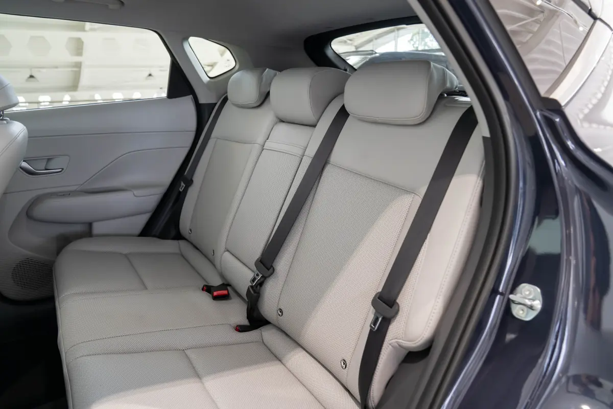 1.6 GDI HEV Premium Sky | Schuif-Kanteldak | Stoel & Stuurverwarming | Bose Audio | Keyless | Navigatie | Climate Controle |
