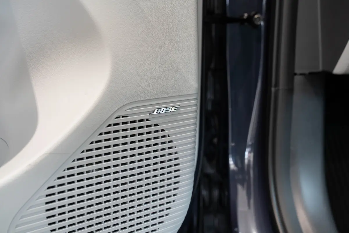 1.6 GDI HEV Premium Sky | Schuif-Kanteldak | Stoel & Stuurverwarming | Bose Audio | Keyless | Navigatie | Climate Controle |