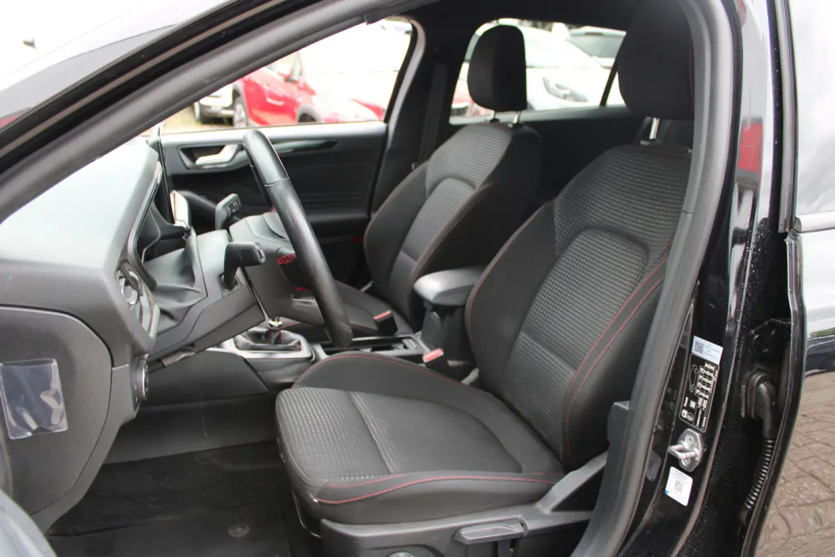 1.0 EcoBoost Hybrid ST Line
