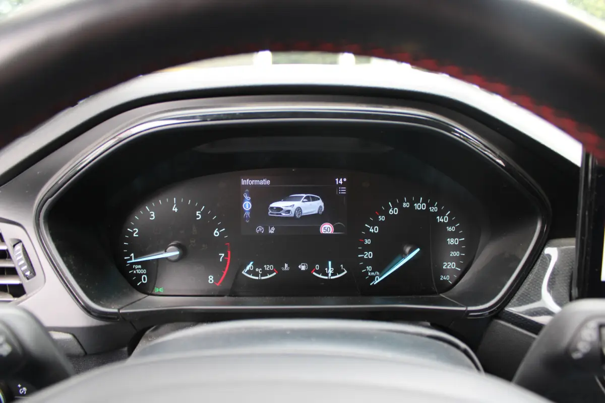 1.0 EcoBoost Hybrid ST Line