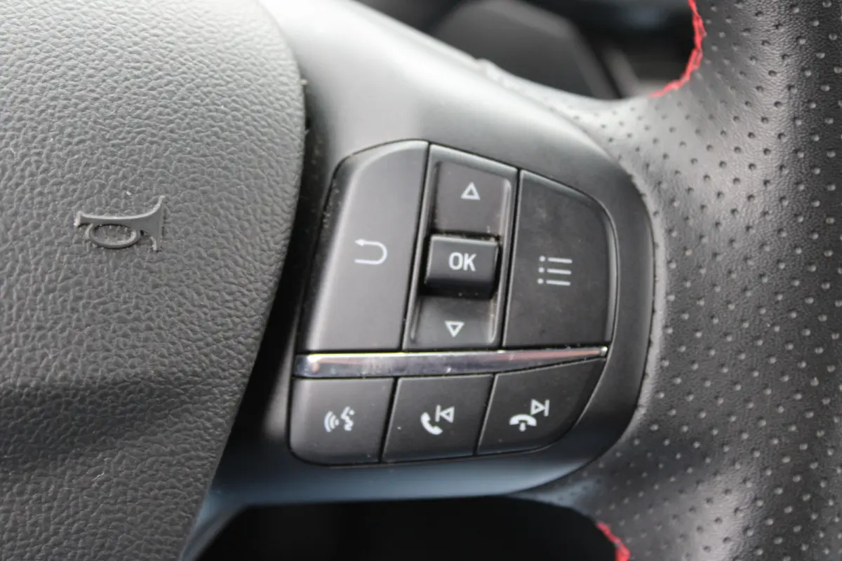 1.0 EcoBoost Hybrid ST Line