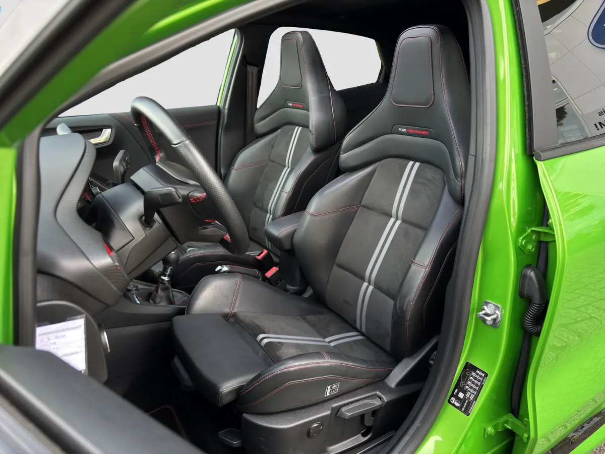 1.5 EcoBoost ST-X 200pk | Performance Pack | Org. NL | Pano | Stoelverwarming | Camera