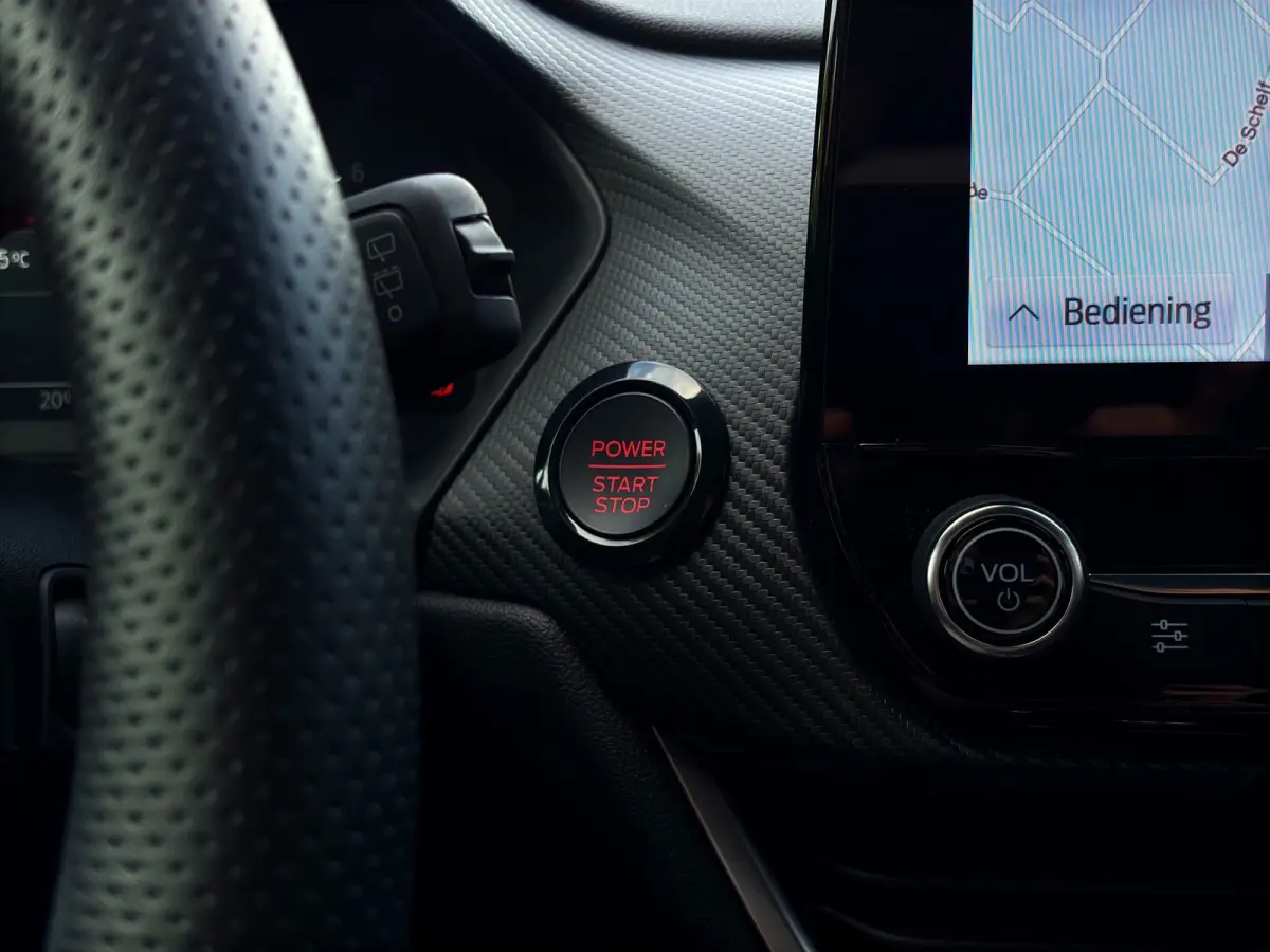 1.5 EcoBoost ST-X 200pk | Performance Pack | Org. NL | Pano | Stoelverwarming | Camera