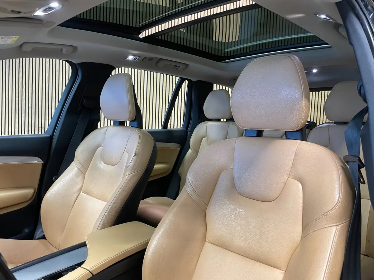 2.0 T8 Twin Engine AWD Inscription|FULL OPTION|7-PERS.|TREKHAAK|ACC|PANO|LEDER|CARPLAY|STUUR+STOELVERW.V+A|NAP|NL-AUTO|