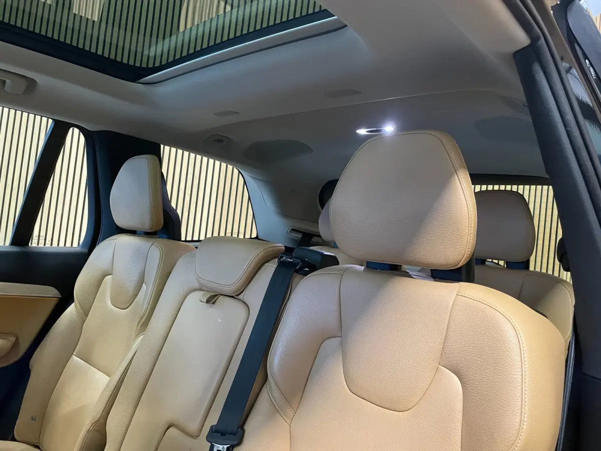 2.0 T8 Twin Engine AWD Inscription|FULL OPTION|7-PERS.|TREKHAAK|ACC|PANO|LEDER|CARPLAY|STUUR+STOELVERW.V+A|NAP|NL-AUTO|