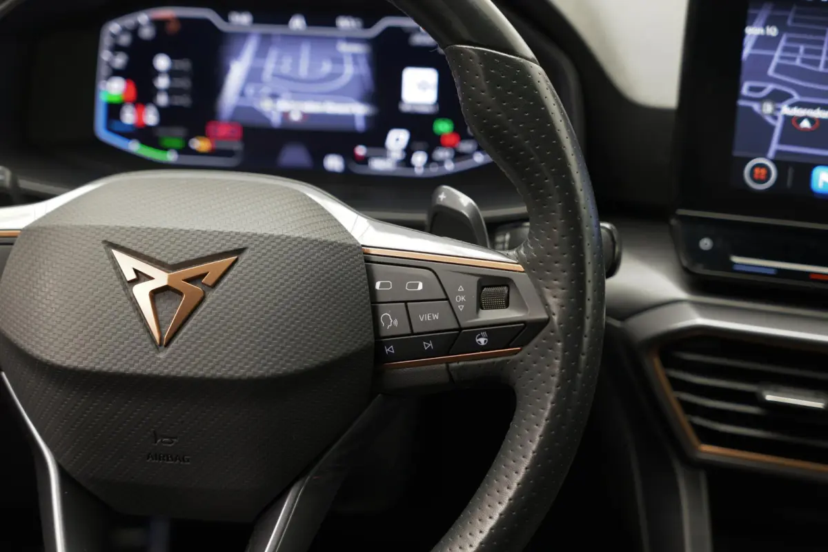 1.4 e-Hybrid VZ Copper Edition |MagneticTechMatt|Memory|Carplay|Camera|