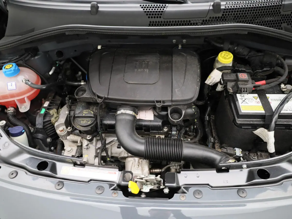 1.0 Hybrid Lounge | APPLE CARPLAY - ANDROID AUTO | AIRCO | CRUISE CONTROL | LICHTMETALEN VELGEN |