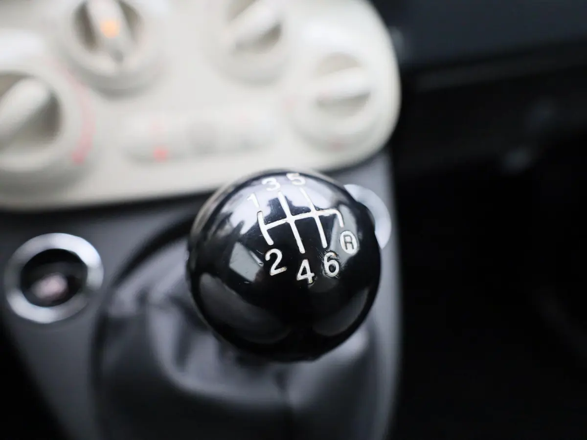 1.0 Hybrid Lounge | APPLE CARPLAY - ANDROID AUTO | AIRCO | CRUISE CONTROL | LICHTMETALEN VELGEN |