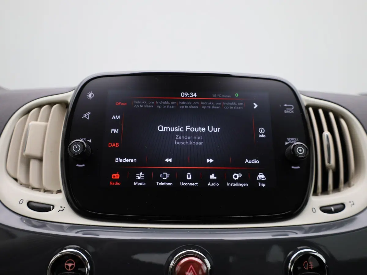 1.0 Hybrid Lounge | APPLE CARPLAY - ANDROID AUTO | AIRCO | CRUISE CONTROL | LICHTMETALEN VELGEN |