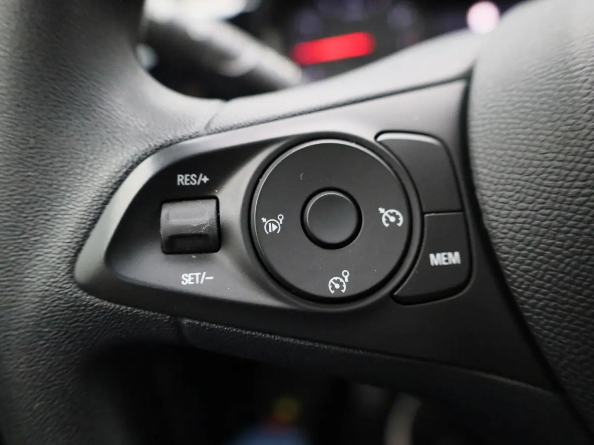 1.2 Edition | PARKEERSENSOREN | APPLE CARPLAY | CRUISE CONTROL |