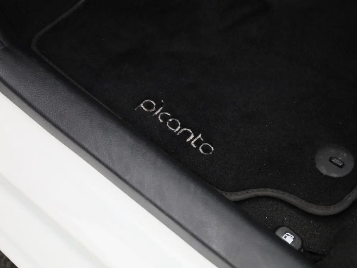 1.0 DPi ComfortLine | APPLE CARPLAY | AIRCO | BT TELEFOON | 5 DEURS | CENTRALE DEUR VERGRENDLING | CRUISE CONTROL |