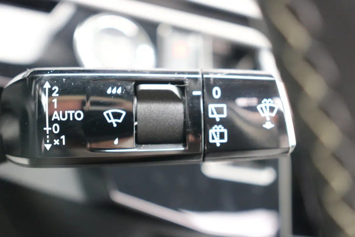 1.2 Hybrid 136 GT 7p | Schuif kanteldak | Alcantara | 360 Pakket | | Panoramadak | Rondomzicht camera | Voorstoelen verwarmd | Achterbank verwarmd | Navi | Apple Carplay/Android  |