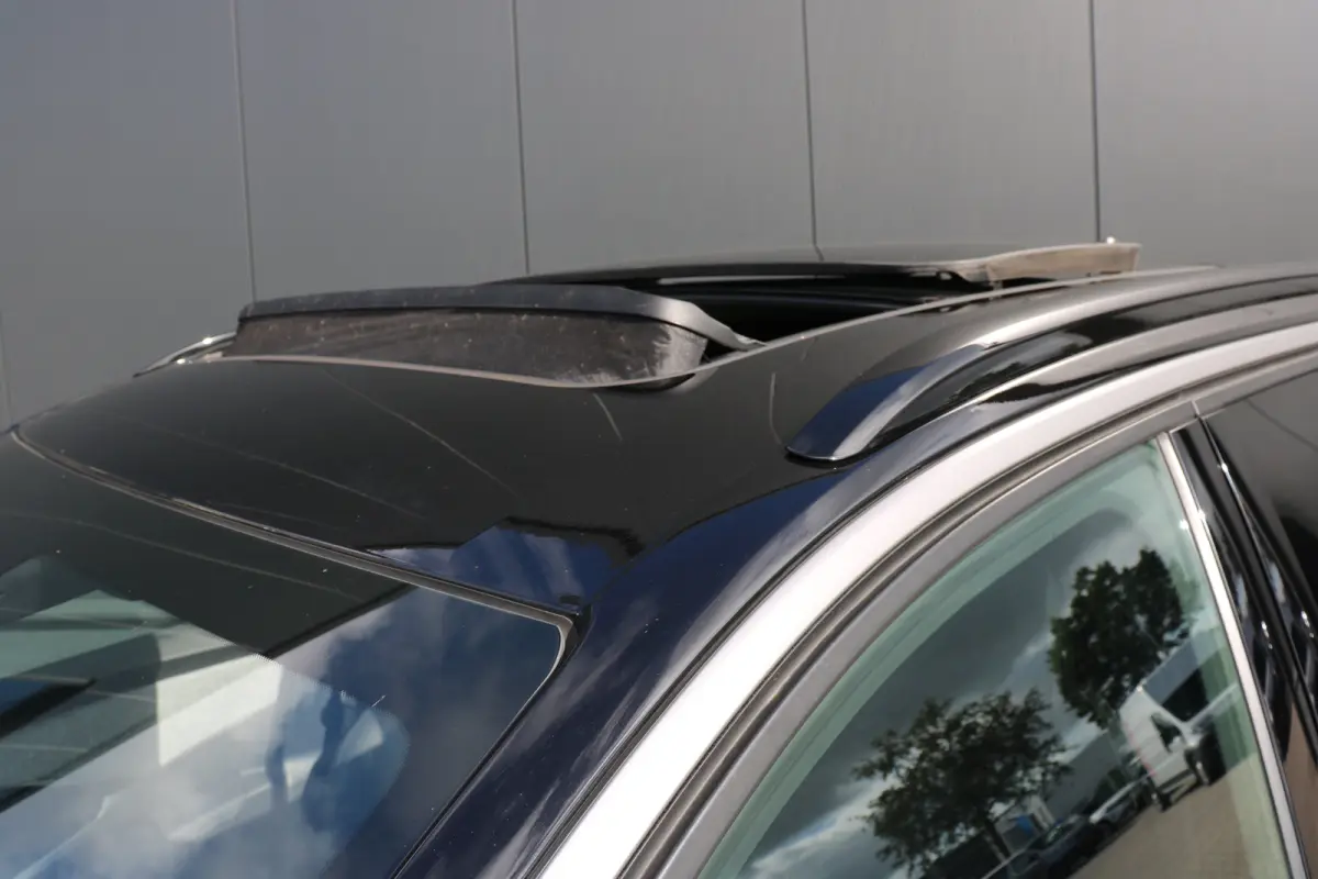 1.2 Hybrid 136 GT 7p | Schuif kanteldak | Alcantara | 360 Pakket | | Panoramadak | Rondomzicht camera | Voorstoelen verwarmd | Achterbank verwarmd | Navi | Apple Carplay/Android  |