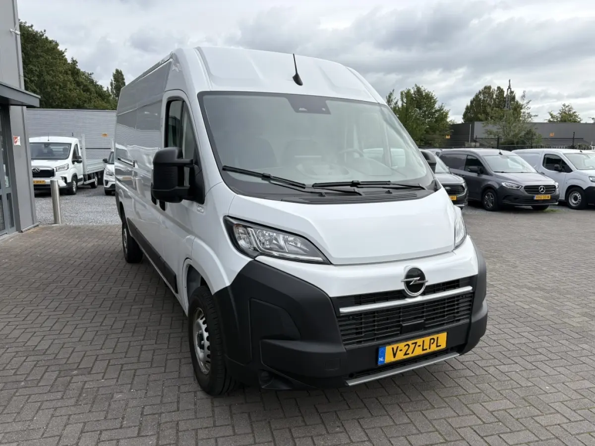 Electric 3.5t L3H2 Zwaar 110 kWh | ECC | Navigatie | Camera