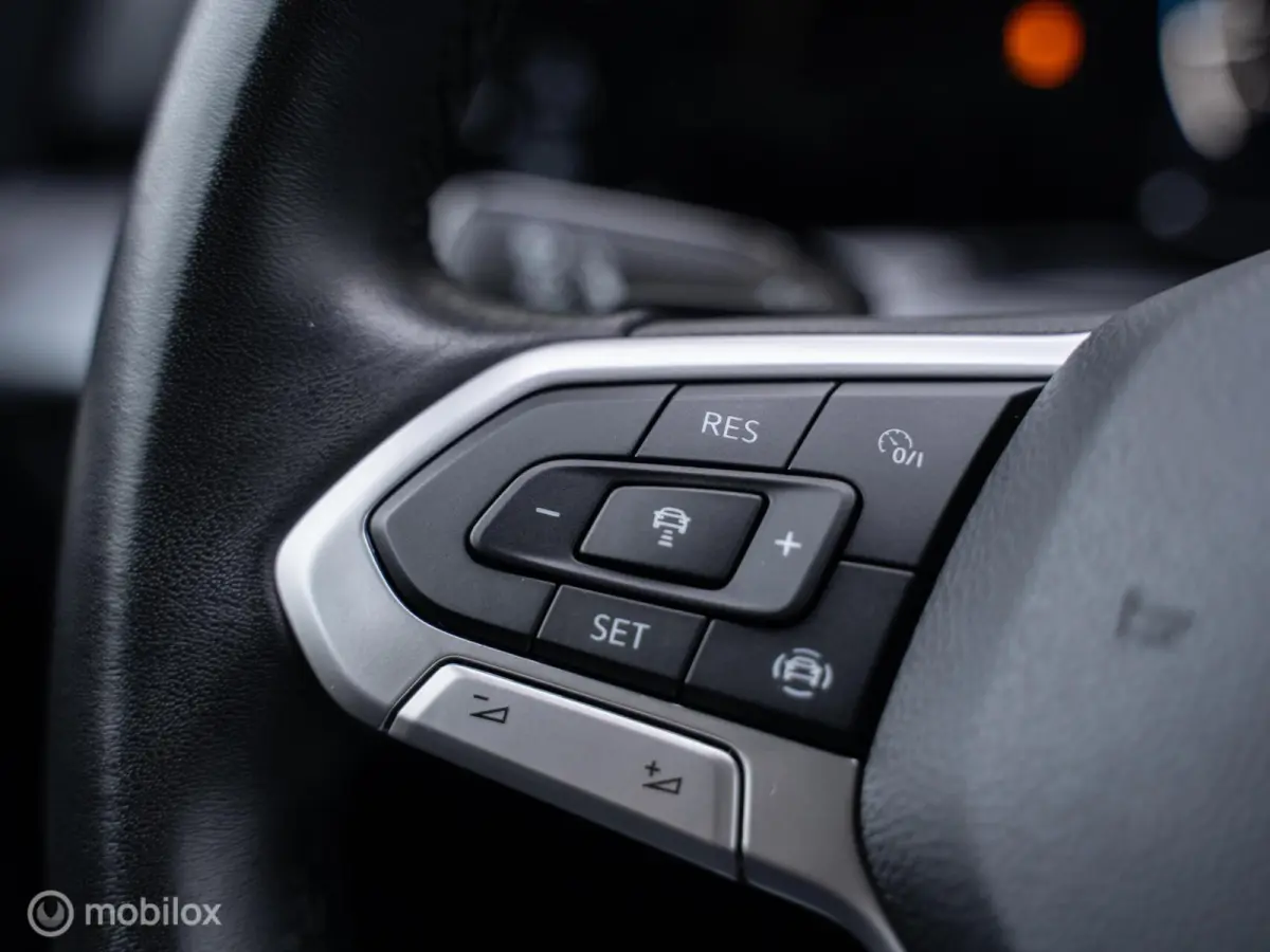 1.5 eTSI Life Business|Stuur+Stoel verw|Adapt.cruise|LED|Clima|Carplay