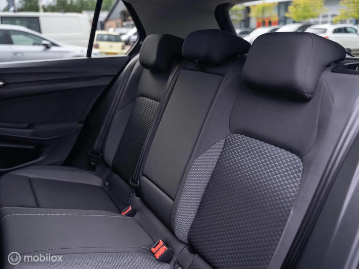 1.5 eTSI Life Business|Stuur+Stoel verw|Adapt.cruise|LED|Clima|Carplay