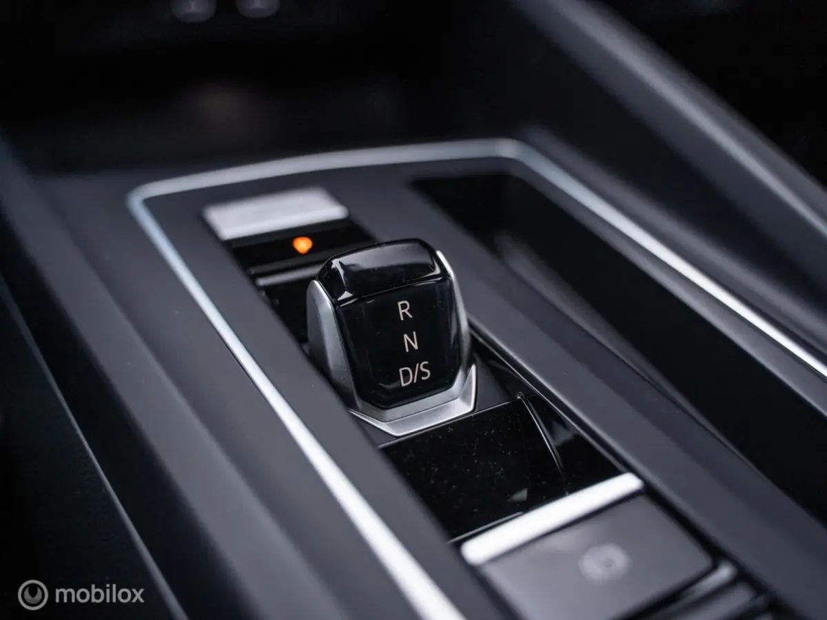 1.5 eTSI Life Business|Stuur+Stoel verw|Adapt.cruise|LED|Clima|Carplay