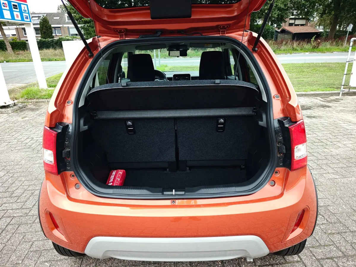 1.2 Smart Hybrid Select | Achteruitrijcamera | Stoelverwarming | NL- auto
