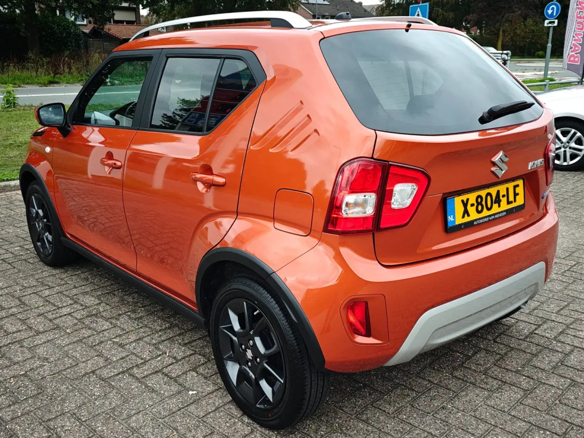 1.2 Smart Hybrid Select | Achteruitrijcamera | Stoelverwarming | NL- auto