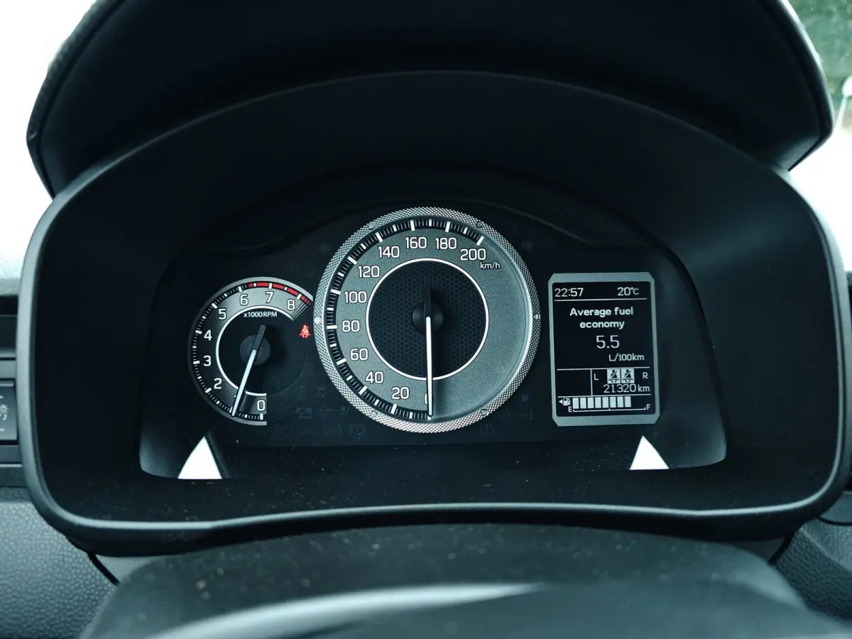 1.2 Smart Hybrid Select | Achteruitrijcamera | Stoelverwarming | NL- auto