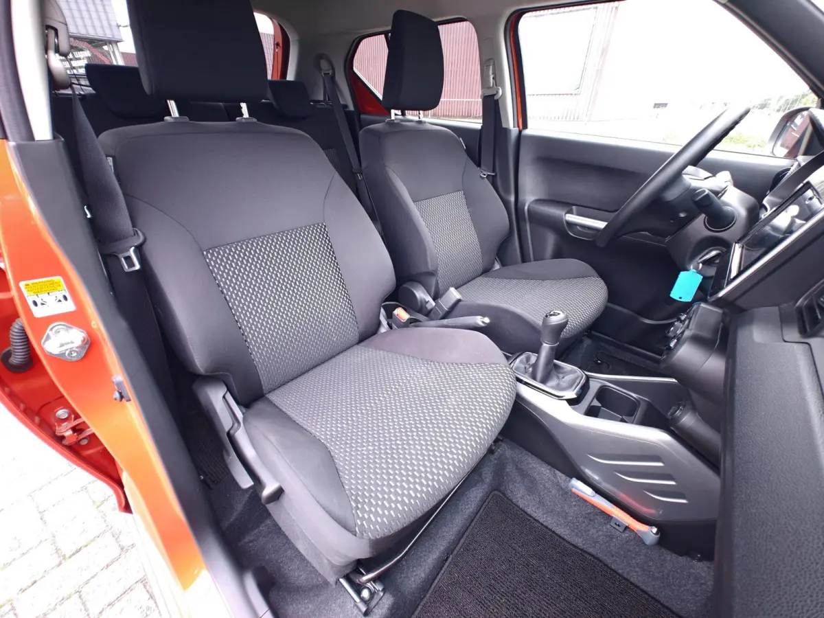 1.2 Smart Hybrid Select | Achteruitrijcamera | Stoelverwarming | NL- auto