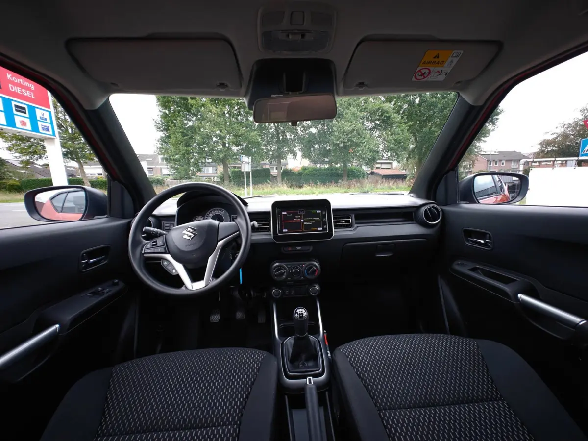 1.2 Smart Hybrid Select | Achteruitrijcamera | Stoelverwarming | NL- auto