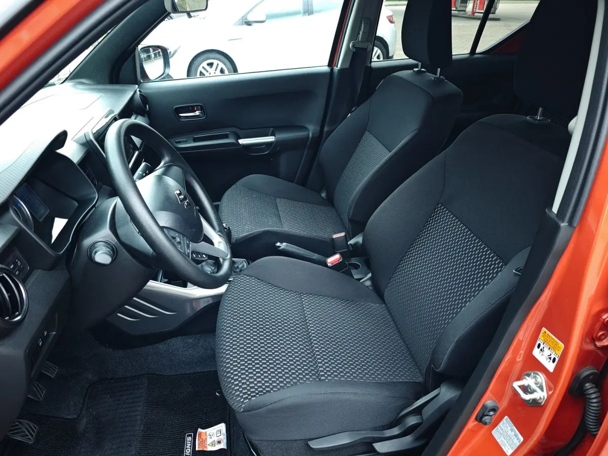 1.2 Smart Hybrid Select | Achteruitrijcamera | Stoelverwarming | NL- auto