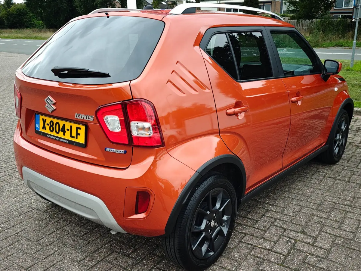 1.2 Smart Hybrid Select | Achteruitrijcamera | Stoelverwarming | NL- auto