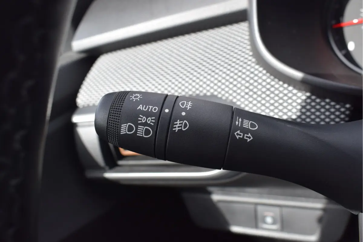 1.0 TCe 110 Expression | NL-Auto | Navi | Appple Carplay/Android Auto