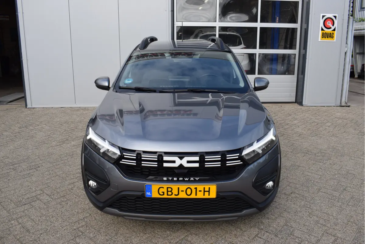 1.0 TCe 110 Expression | NL-Auto | Navi | Appple Carplay/Android Auto