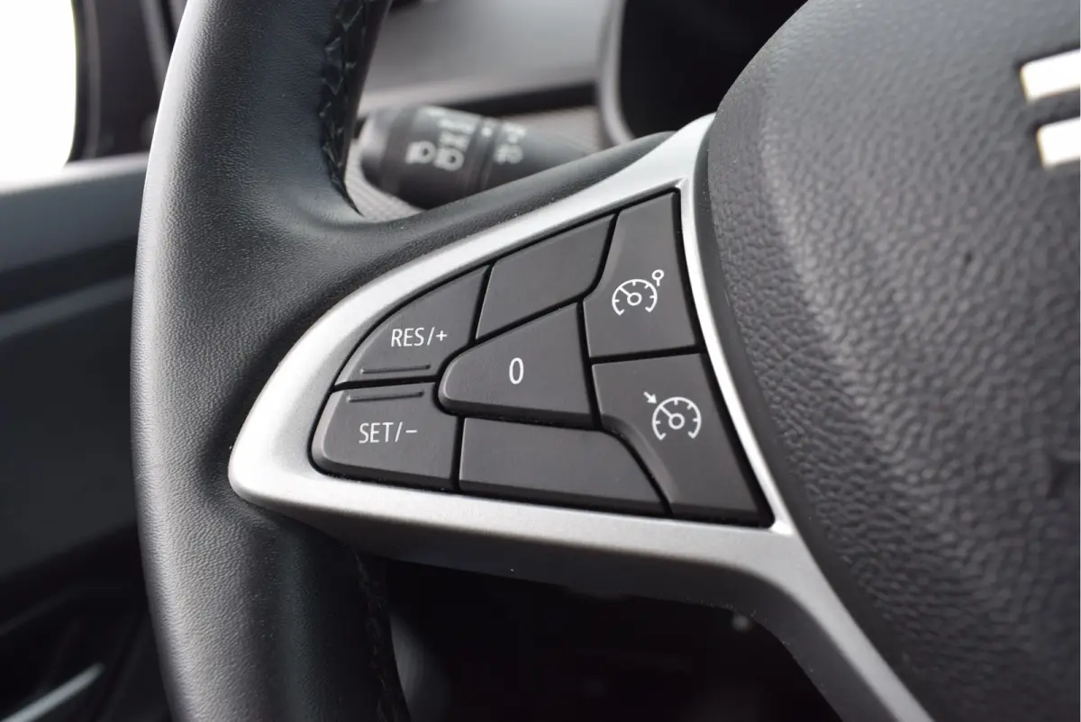 1.0 TCe 110 Expression | NL-Auto | Navi | Appple Carplay/Android Auto