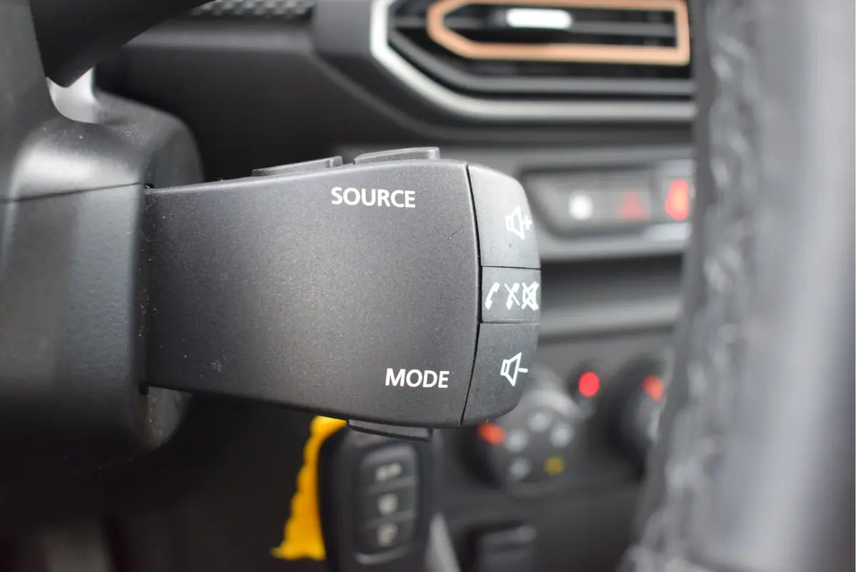 1.0 TCe 110 Expression | NL-Auto | Navi | Appple Carplay/Android Auto
