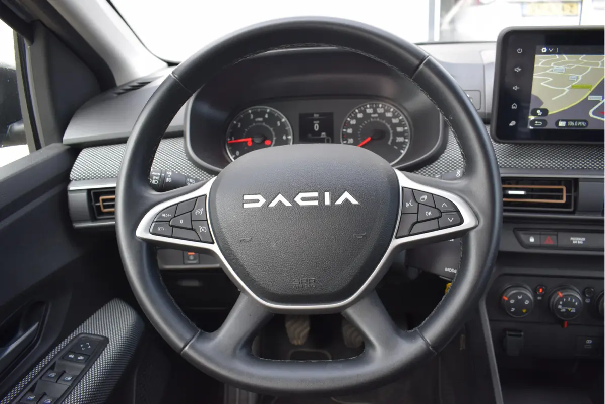 1.0 TCe 110 Expression | NL-Auto | Navi | Appple Carplay/Android Auto