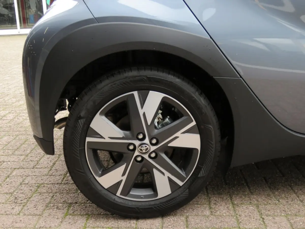 HYBRID 115 PLAY NIEUW! / Camera / 17 Inch / Stoelverw. / FABRIEKS garantie