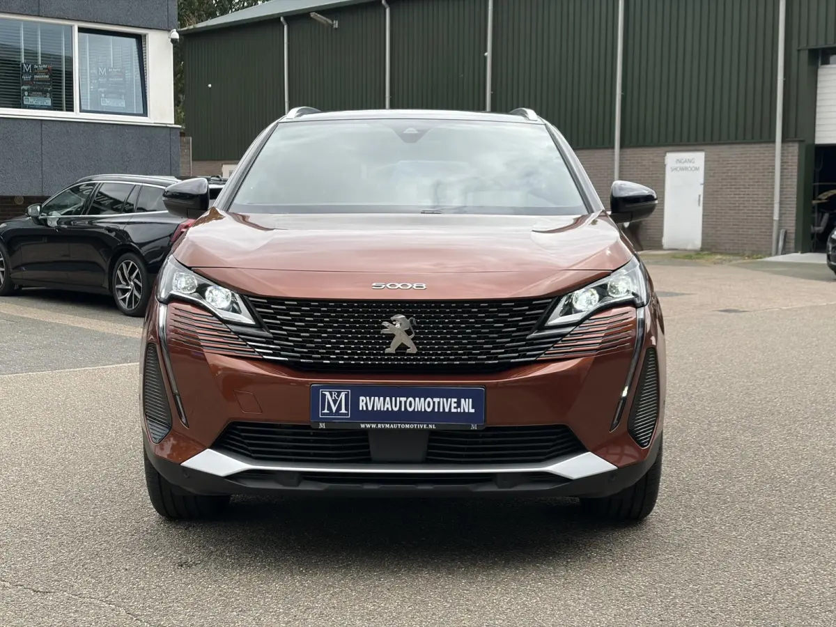 GT HYBRID VAN:33.900,- VOOR:29.877,- UW HERFSTVOORDEEL: 4.023,- | 7 PER. | ADAPT. CRUISE CONTROL | RIJKLAARPRIJS INCL. 12 MND BOVAG GARANTIE|