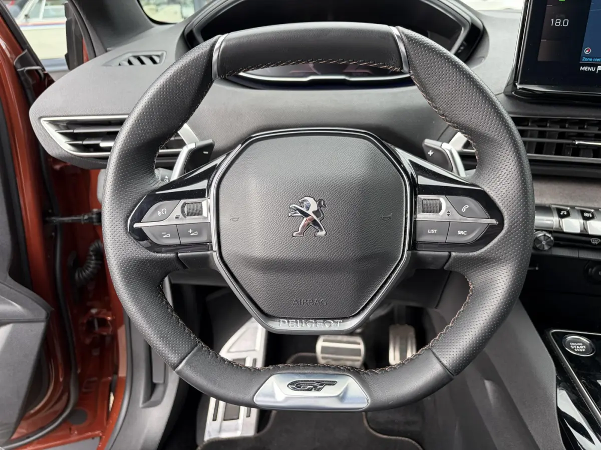 GT HYBRID VAN:33.900,- VOOR:29.877,- UW HERFSTVOORDEEL: 4.023,- | 7 PER. | ADAPT. CRUISE CONTROL | RIJKLAARPRIJS INCL. 12 MND BOVAG GARANTIE|