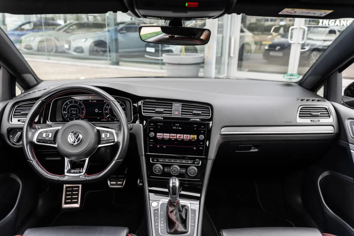 2.0 TSI GTI Performance Pano DSG Leer