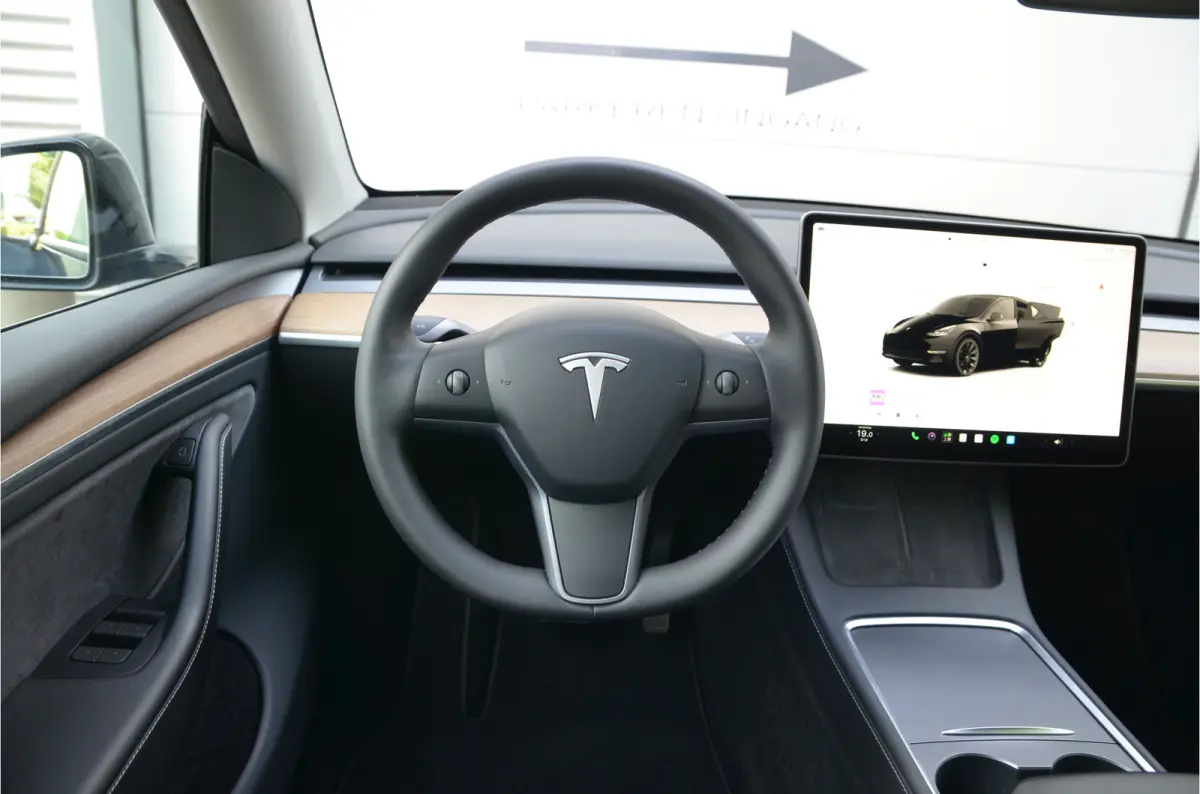 RWD 58 kWh Autopilot3.0, 20" velgen!