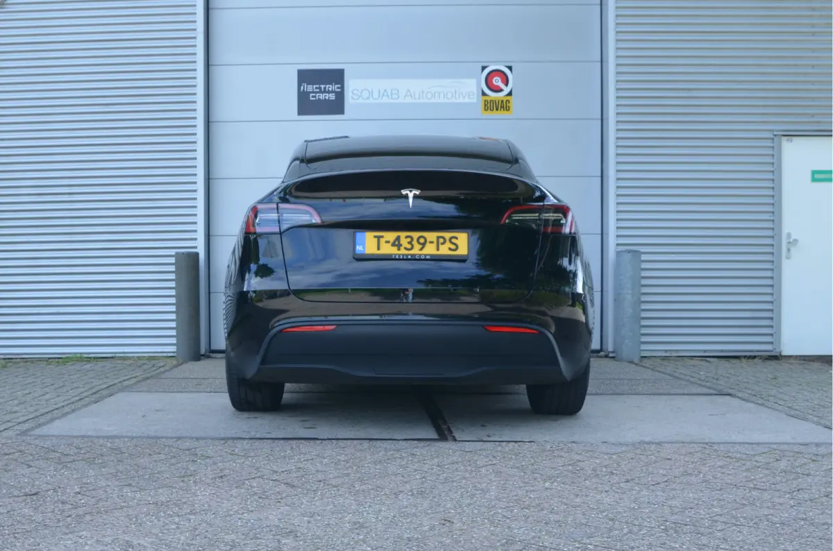 RWD 58 kWh Autopilot3.0, 20" velgen!