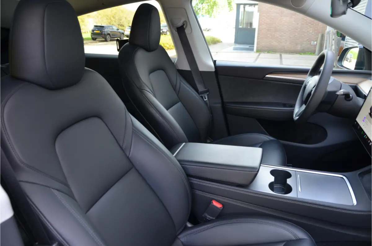 RWD 58 kWh Autopilot3.0, 20" velgen!