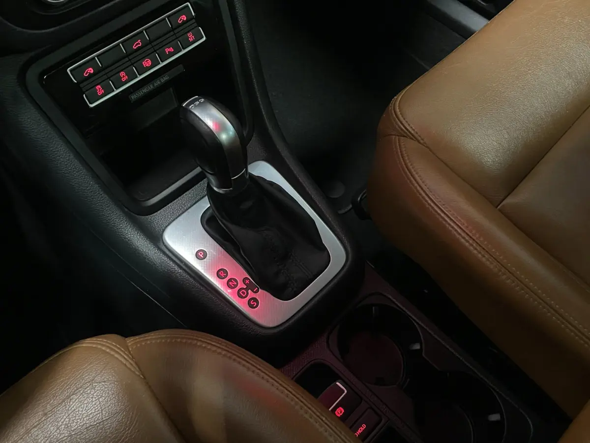 1.4 TSI|7-PERSOONS|AUTOMAAT|LEDER|PANO|STOELVERW.|ELEK.STOELEN+A-KLEP|CAMERA|CRUISE+CLIMA|PDC-A|LMV 18''|NAP|NL-AUTO