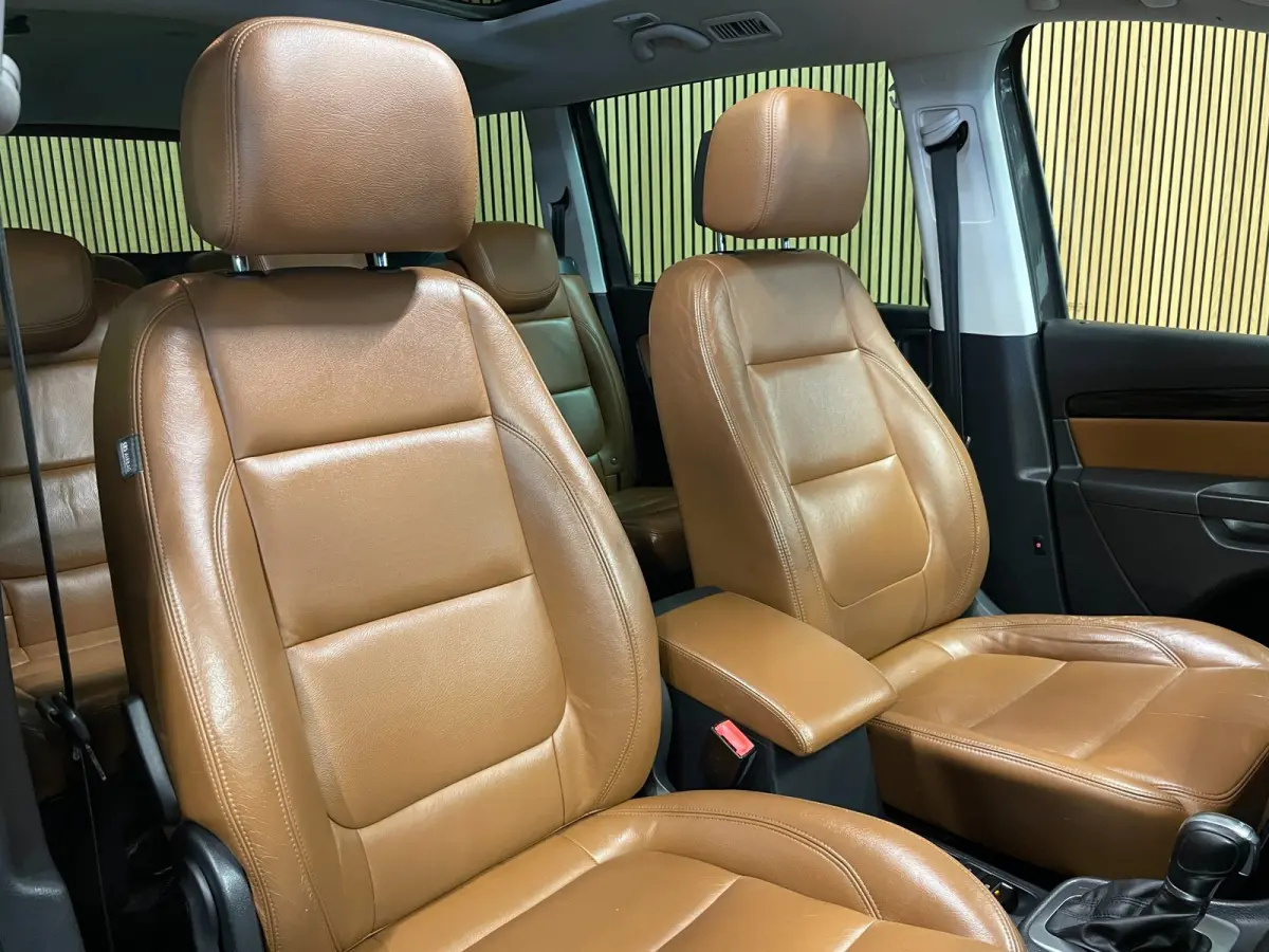 1.4 TSI|7-PERSOONS|AUTOMAAT|LEDER|PANO|STOELVERW.|ELEK.STOELEN+A-KLEP|CAMERA|CRUISE+CLIMA|PDC-A|LMV 18''|NAP|NL-AUTO