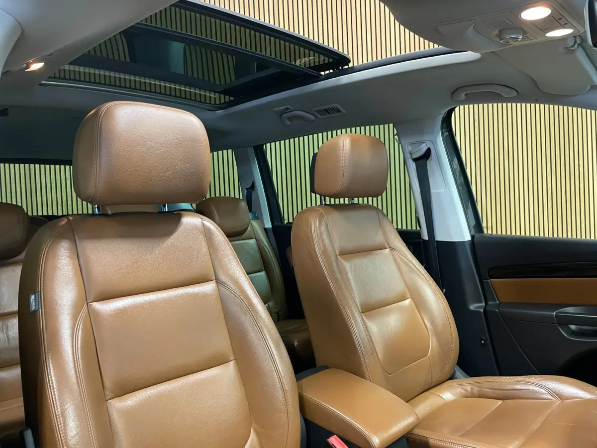 1.4 TSI|7-PERSOONS|AUTOMAAT|LEDER|PANO|STOELVERW.|ELEK.STOELEN+A-KLEP|CAMERA|CRUISE+CLIMA|PDC-A|LMV 18''|NAP|NL-AUTO