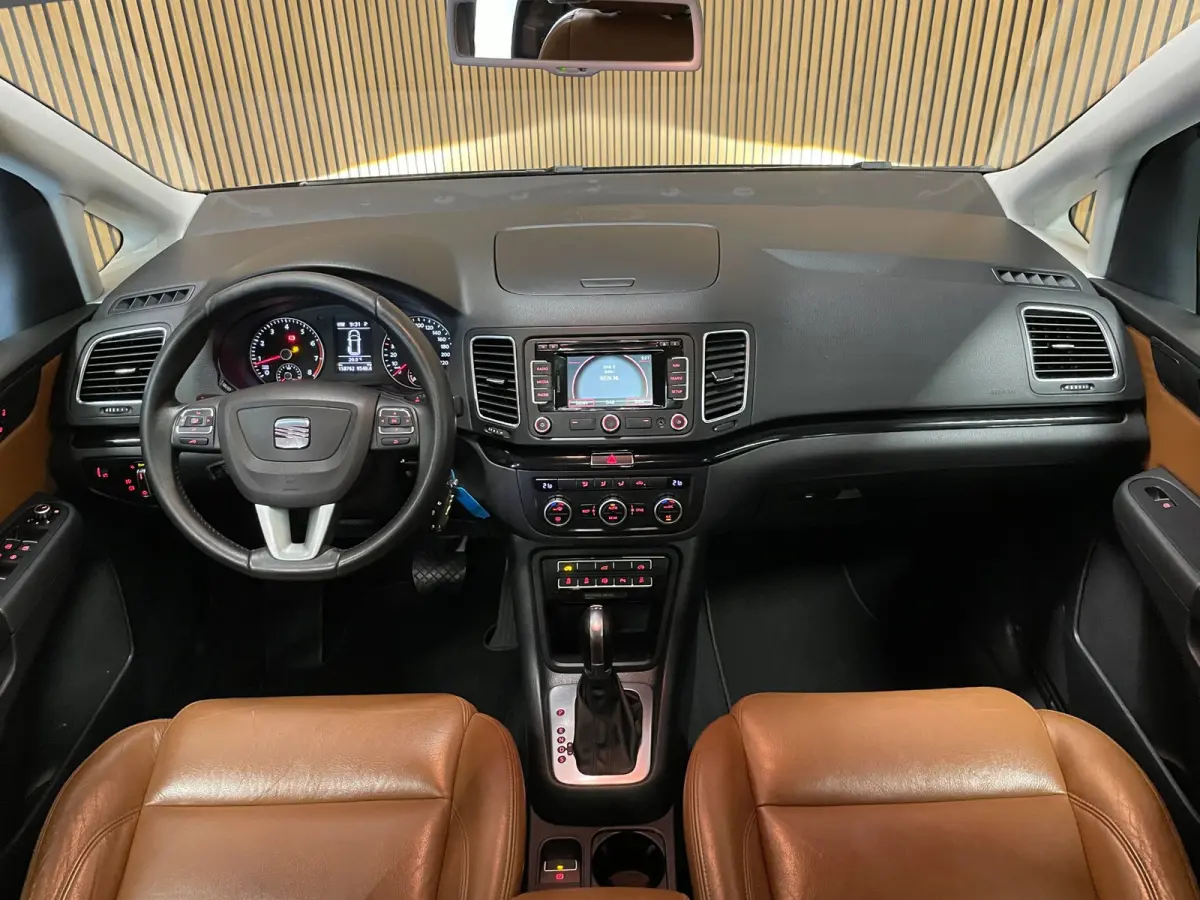 1.4 TSI|7-PERSOONS|AUTOMAAT|LEDER|PANO|STOELVERW.|ELEK.STOELEN+A-KLEP|CAMERA|CRUISE+CLIMA|PDC-A|LMV 18''|NAP|NL-AUTO